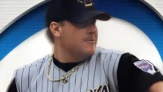 High Heat Major League Baseball 2004 - гра в жанрі Бізнес / менеджмент