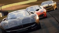 Need for Speed: Hot Pursuit (2010) схожа на Need for Speed: Hot Pursuit (2010)